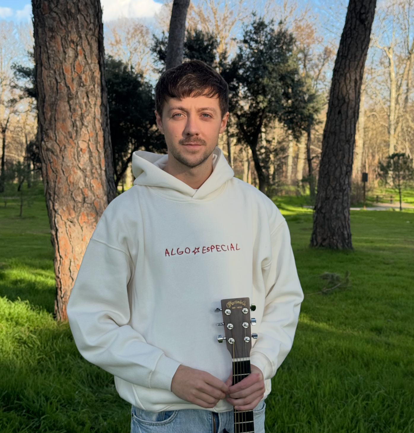 CÁPSULA012 - Algo especial